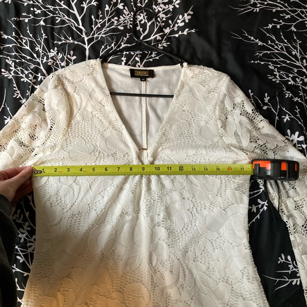 White Lacey blouse size medium - Picture 11 of 14